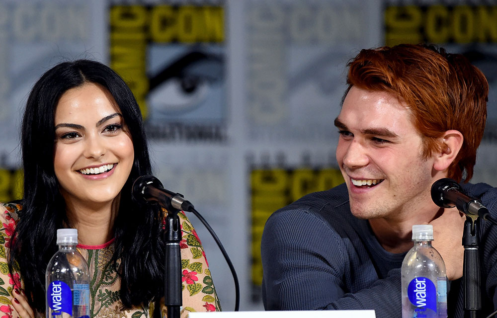 Kj Apa Talks About His Sex Scenes With Camila Mendes Girlfriend