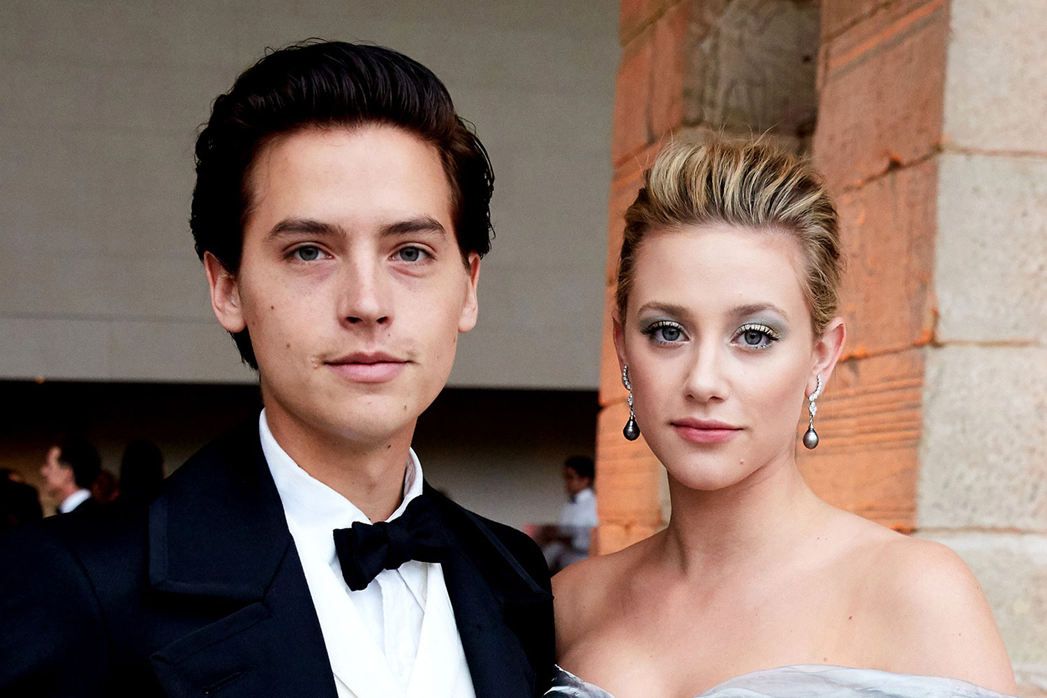 Did cole sprouse and lili reinhart break up