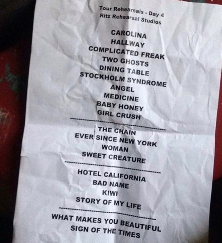 Harry Styles Set List May Have Just Been Leaked And It S Incredible Girlfriend - sweet creature harry styless roblox id songs how to get
