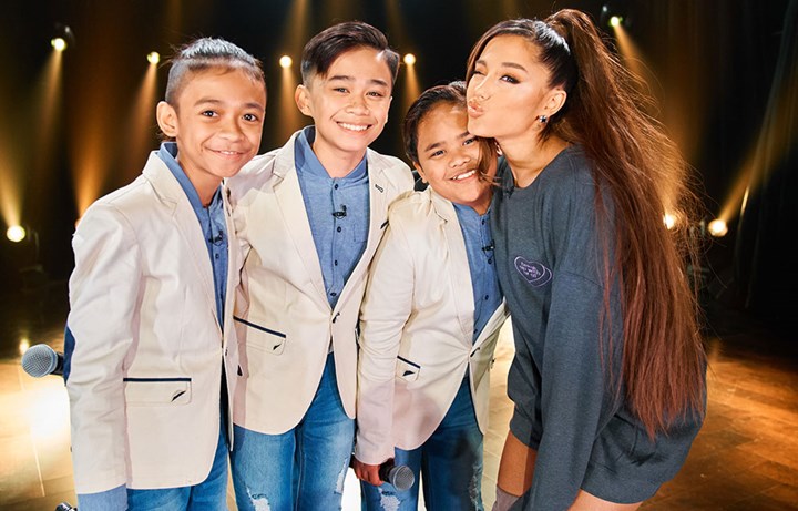 Fans ariana grande with 'Wicked' Fans