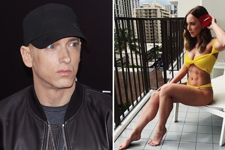 Eminem's daughter Hailie flashes her SERIOUS abs on vacay.
