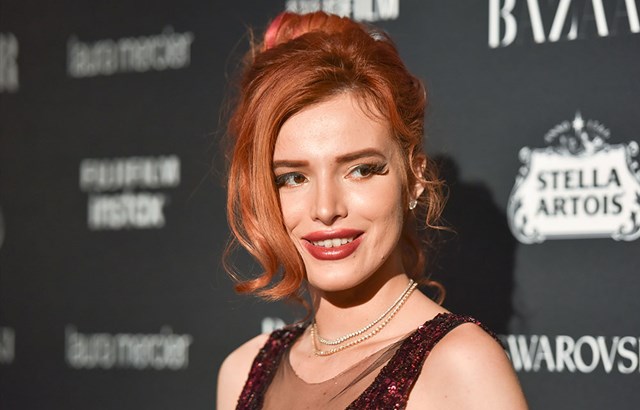 Bella Thorne poses nude without retouching for magazine 